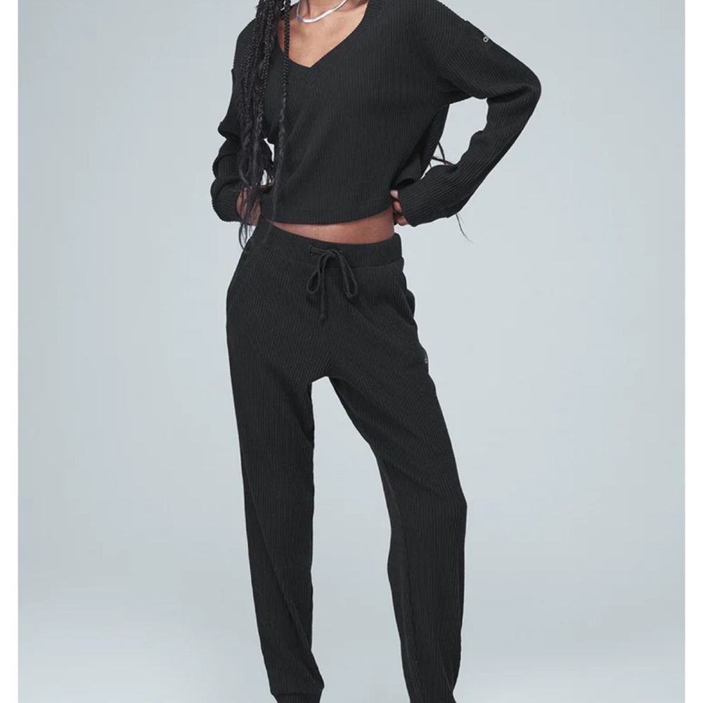 Alo muse sweatpants